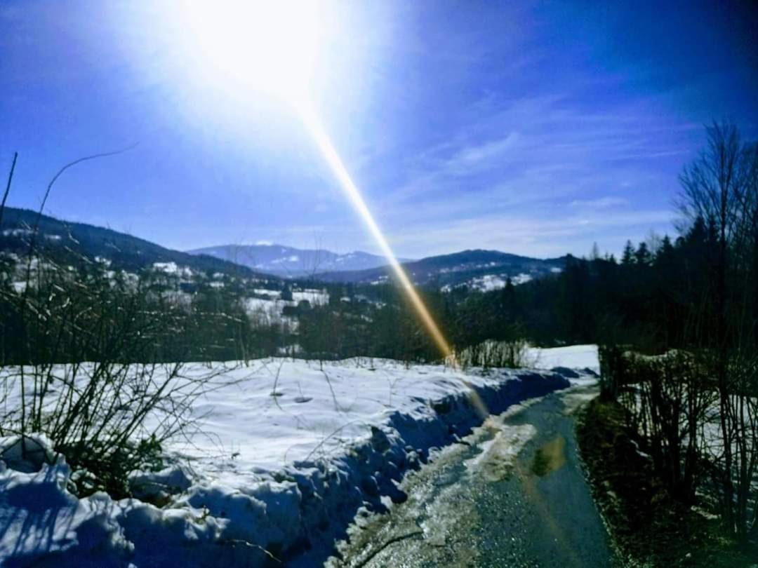 Mieszkanie W Gorach W Domu Prywatnym W Beskidzie Zywieckim 25Km Od Zywca Apartamento Koszarawa Exterior foto